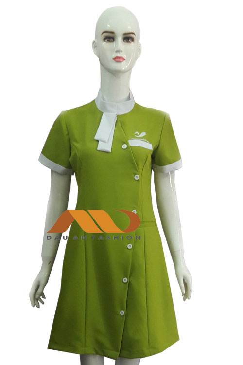 Đồng phục spa – đồng phục đầm spa màu xanh lá AS0018