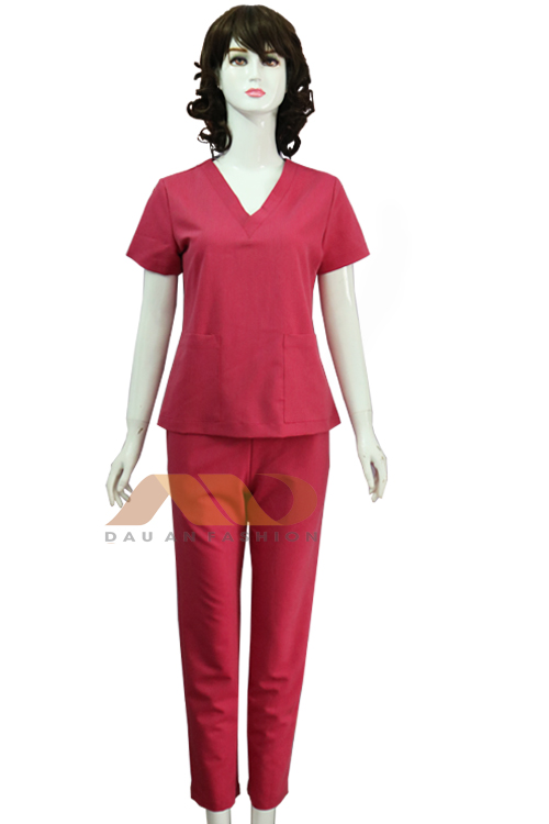 Đồng phục nhân viên thẩm mỹ viện đẹp, màu hồng QS0066