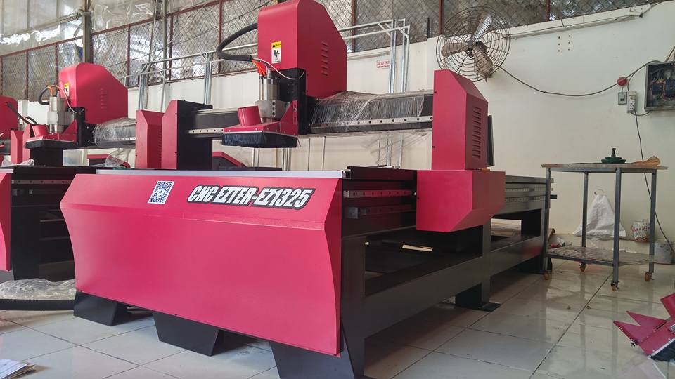 Máy cắt CNC EZTER EZ1325