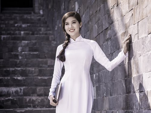 Áo dài tinh khôi cho năm học mới