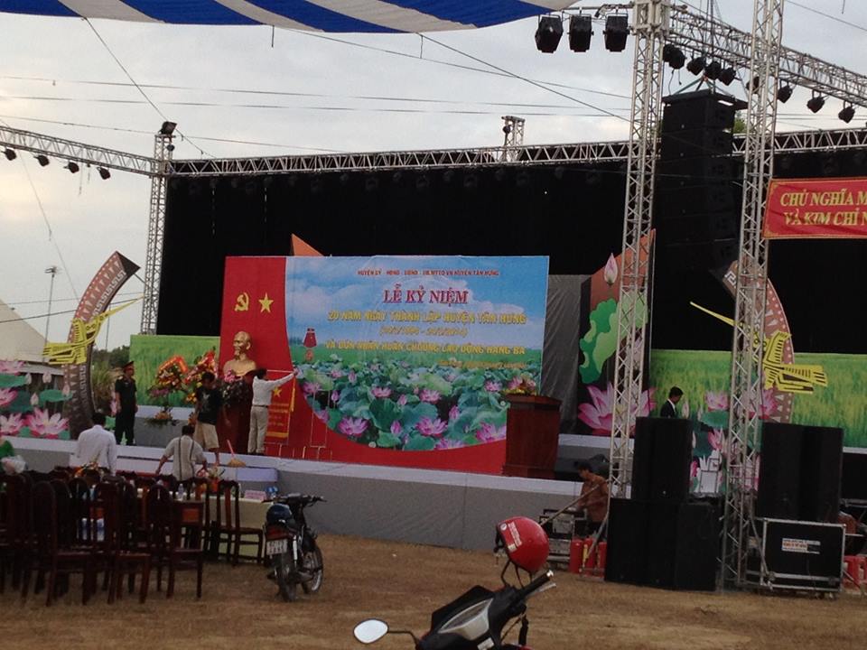 Cho thuê sân khấu tại TP.HCM. Sân khấu cho thuê, sân khấu giá rẻ.