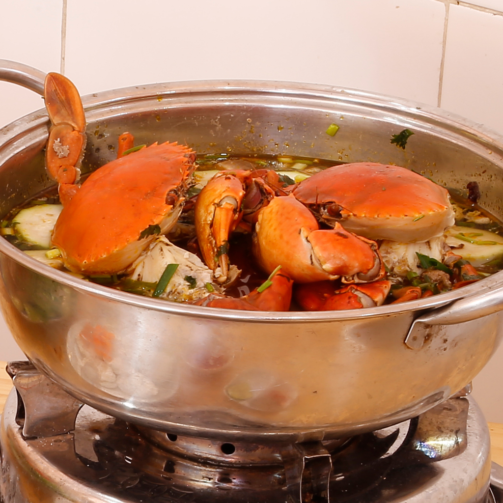 CUA NẤU BẦU, MỒNG TƠI