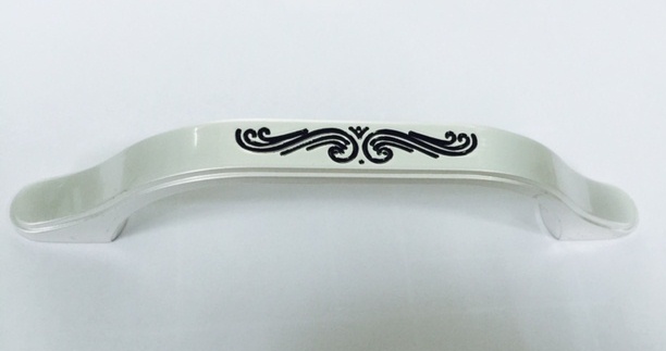 Tay tủ 842