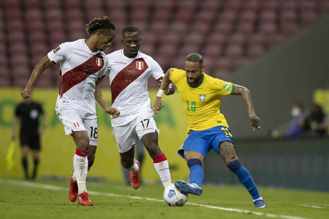 Neymar giúp Brazil giữ mạch toàn thắng