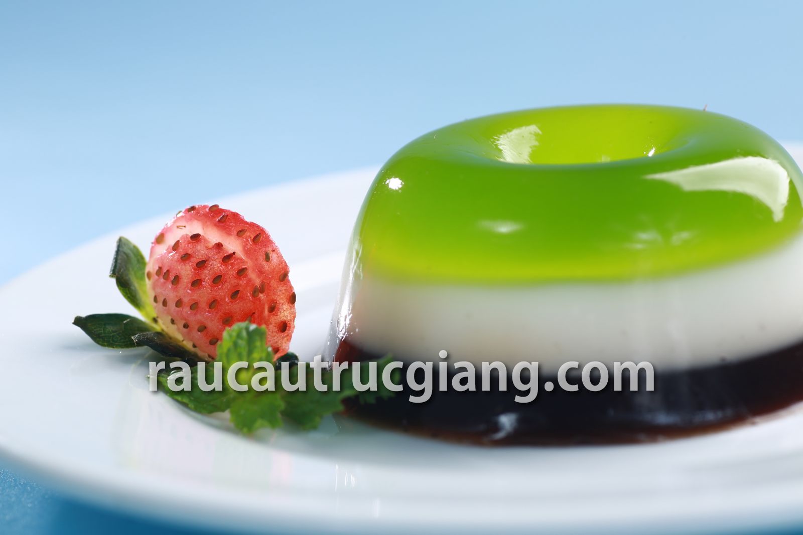 Ly rau câu kem sữa